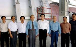 2004年9月17日，時(shí)任江西省人民政府副省長(zhǎng)孫剛、九江市人民政府常務(wù)副市長(zhǎng)李放視察江西亞?wèn)|。